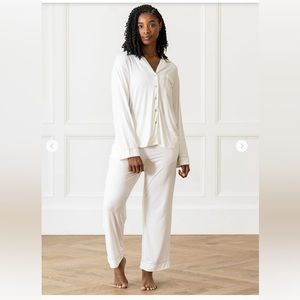 NWOT Cozy Earth Women’s Bamboo Pant in stretch knit Ivory